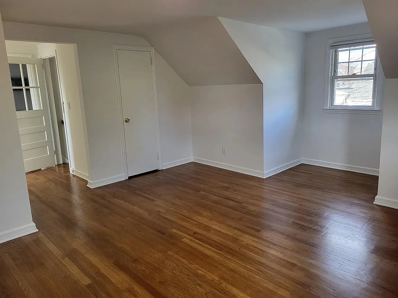 1 bed, 650 sqft, $1,800 — Photo 4