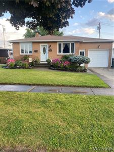215 Enez Dr, Depew, NY, 14043