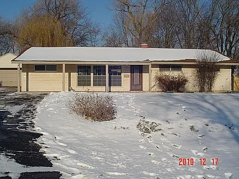 4720 184th Pl photo 1