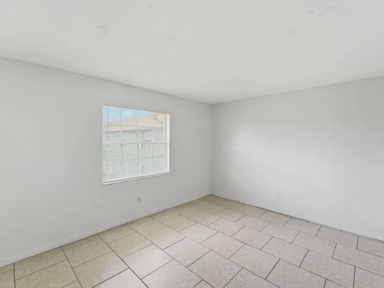 1655 W Oak Ridge Rd #D — Photo 11