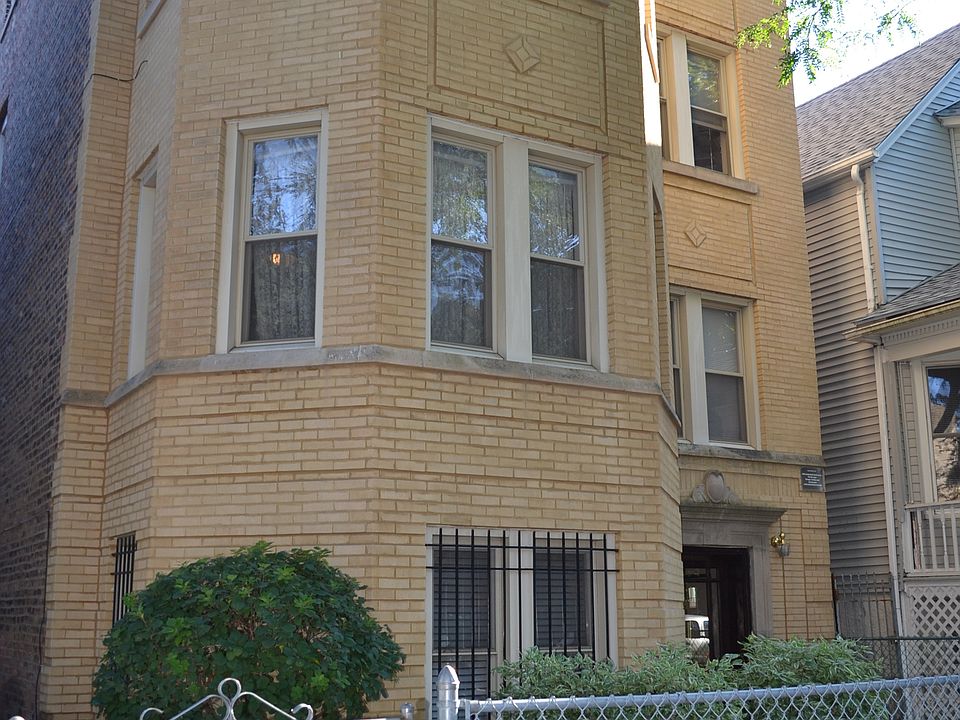 1st image of 3253 W Leland Ave #Garden