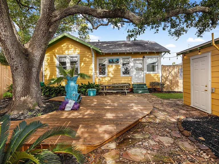 4823 Fannin Dr — Photo 38