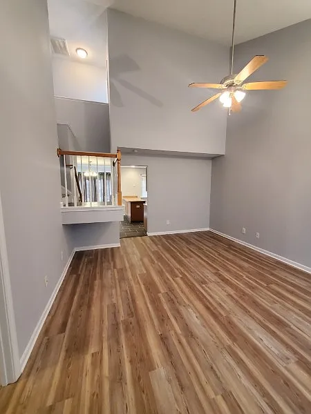 3 bed, 2.5 bath, 1310 sqft, $1,750 — Photo 2