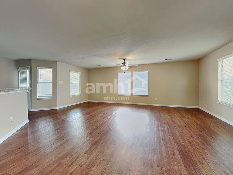 847 Darbydale Crossing Ln — Photo 6
