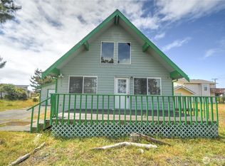 1205 Fairwood Court St SW, Ocean Shores, WA 98569