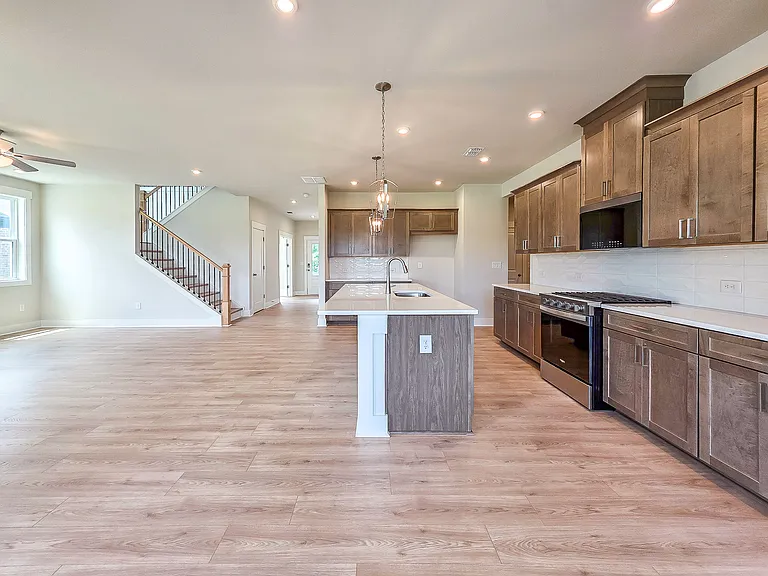 663 Dugout Dr — Photo 14
