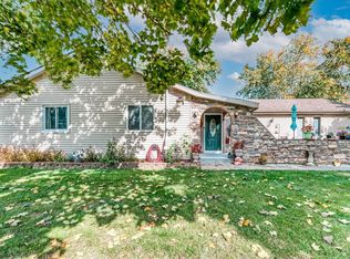 416 Turtle Creek Dr, Delavan, WI 53115