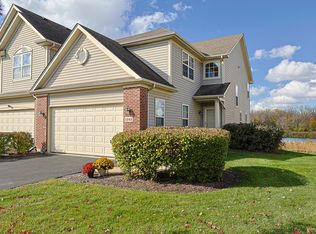 1242 Prairie View Pkwy, Cary, IL 60013