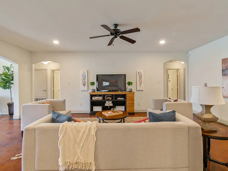 3239 S University Dr — Photo 16