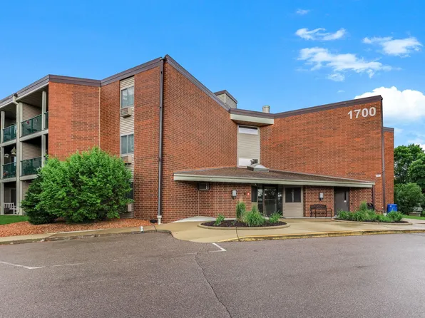 1700 Four Oaks Rd APT 331, Eagan, MN 55121