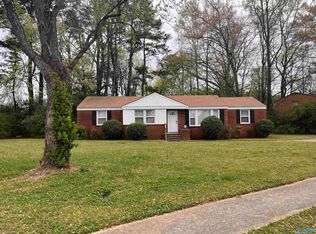4501 Lakeview Dr NW, Huntsville, AL 35810