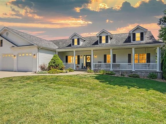 2nd image of 478 Oak Field Ct