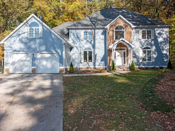 1800 Waterford Pl, Dalton, GA 30720