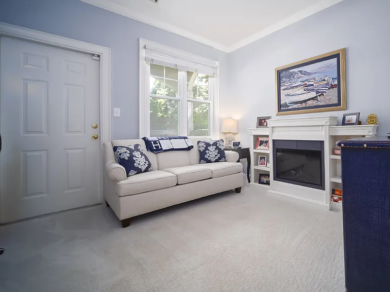 5609 Fairview Rd #3 — Photo 19
