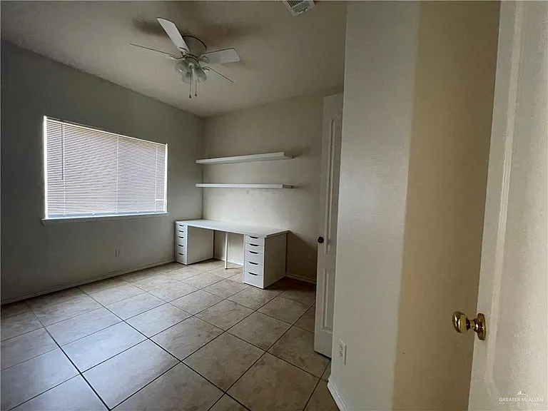 2515 Dove Ave — Photo 12