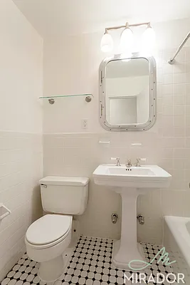 Rented by Mirador Real Estate | media 18