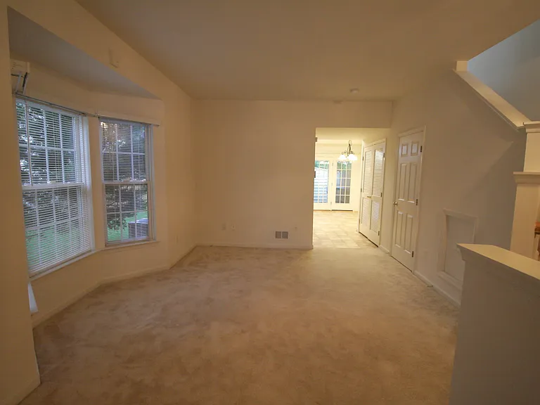 44501 Potter Ter — Photo 3