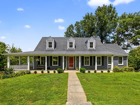 1144 Stirling Dr, Danville, KY 40422
