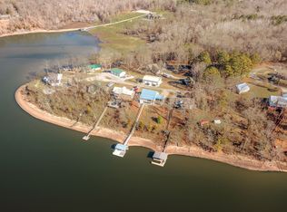 465 Fishermans Rd, Big Sandy, TN 38221