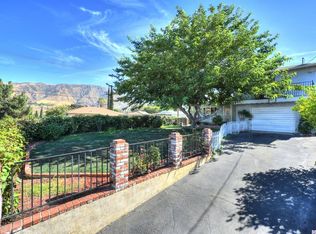 10862 Oro Vista Ave, Sunland, CA 91040