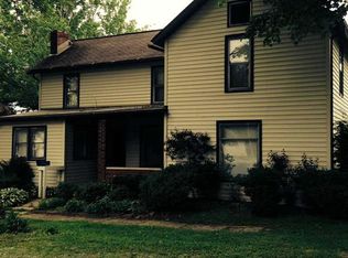 10 Grant St, Fredonia, PA 16124
