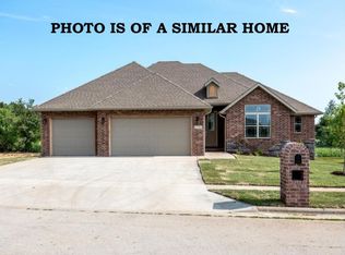 3742 W Stonehinge Dr, Springfield, MO 65807