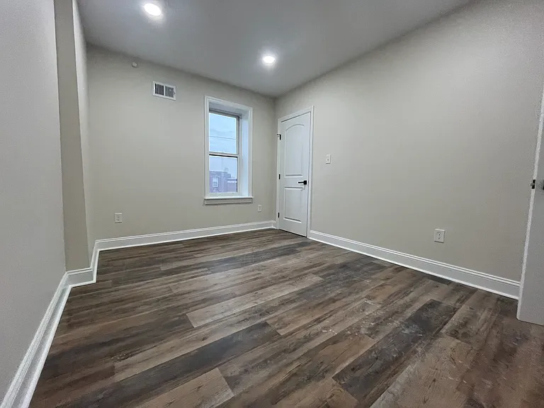 1401 S Broad St #B — Photo 19