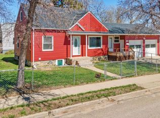 432 9th Ave SW, Minot, ND 58701