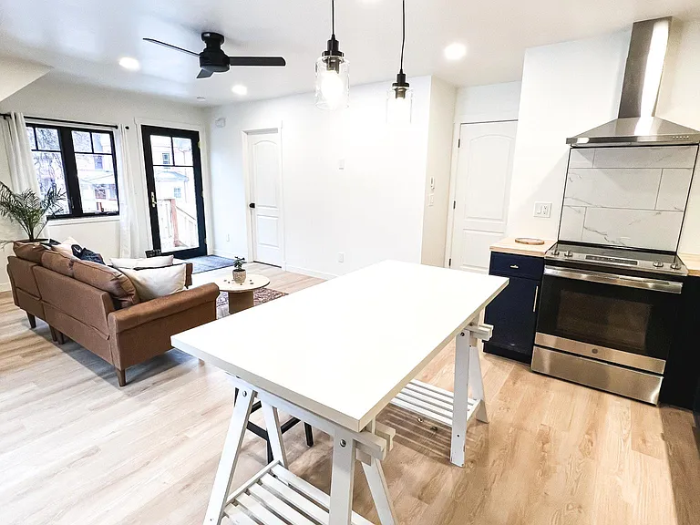 2520 Jefferson Ave #3 — Photo 10