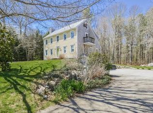 29 Edgewater Ln, Marion, MA 02738