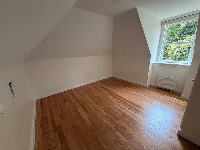 56 Mellen St — Photo 18