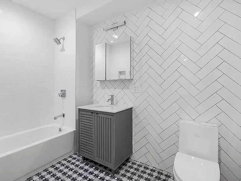 2316 Clarendon Rd #3B — Photo 9