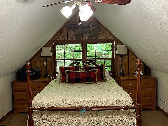 Loft Queen Bed