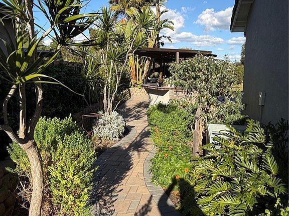 5th image of 3918 Rill Ct