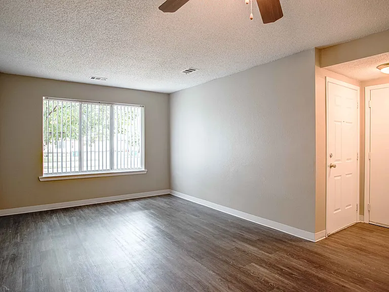 Deerfield Townhomes — Photo 18