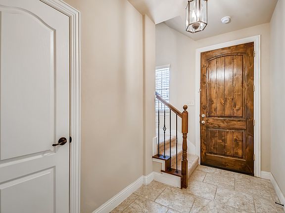2nd image of 2785 Troutt Dr