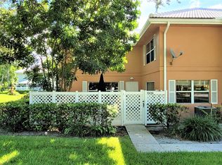 1909 Hartford Ct, West Palm Beach, FL 33409