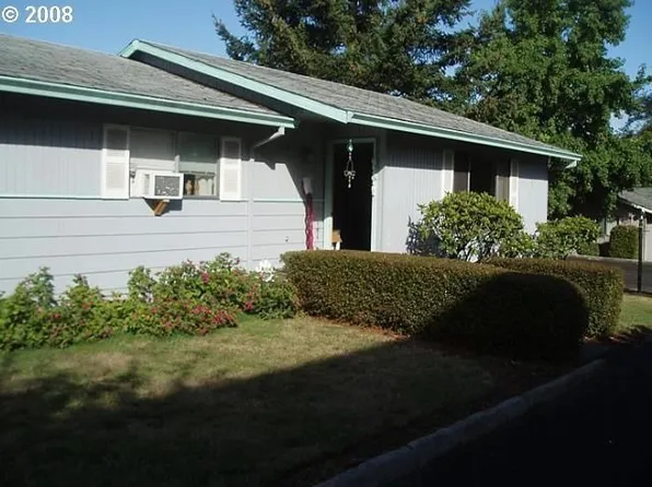 12847-12851 SE Foster Rd, Portland, OR 97236