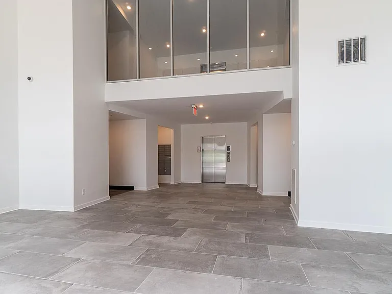 Lobby Entrance and Mailbox