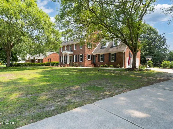 1013 Colleton Way, Trent Woods, NC 28562