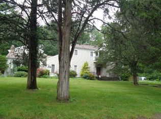 106B Comstock Hill Ave, Norwalk, CT 06850