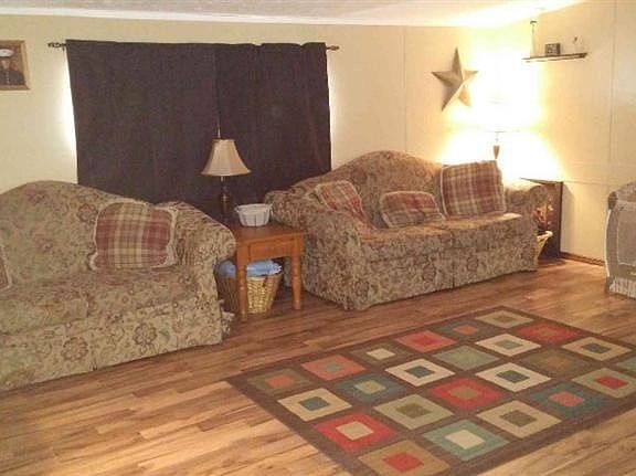 3rd image of 20298 Black Oak Rd