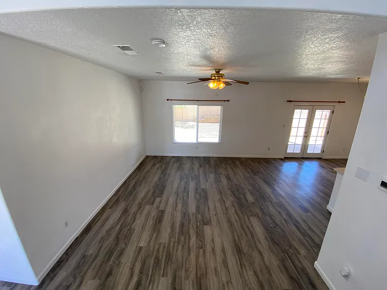 1412 Stone Canyon Rd NE — Photo 22