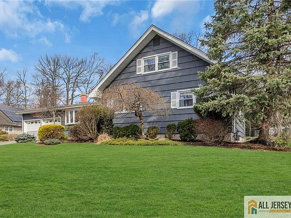 2nd image of 25 Greenwich Rd