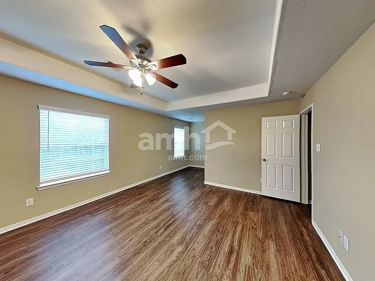 21715 Britton Hill Way — Photo 14