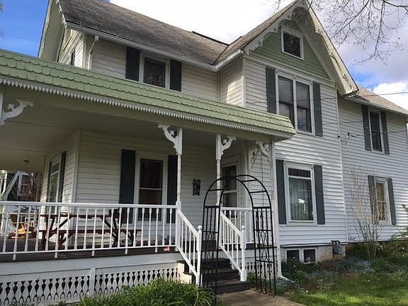 4th image of 107 Isabella St