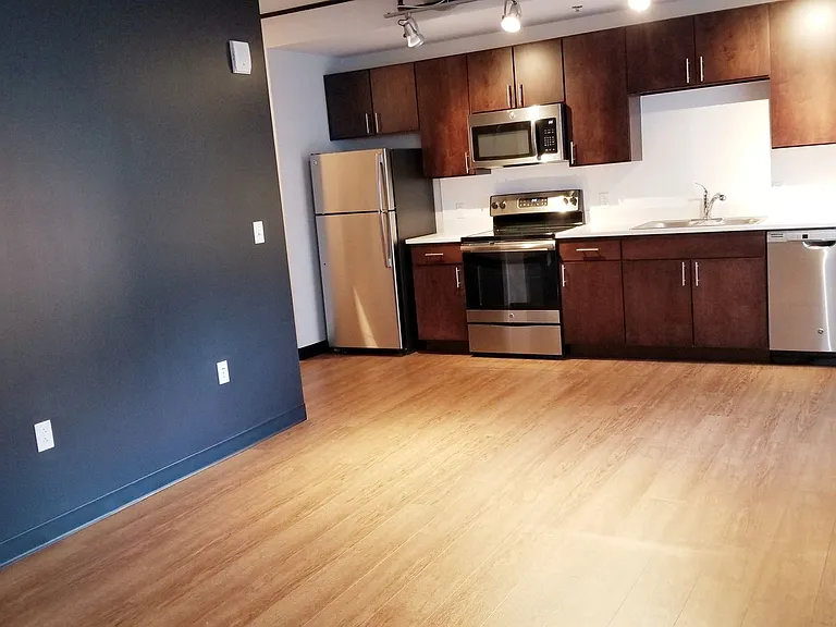 Fairfax Lofts — Photo 12
