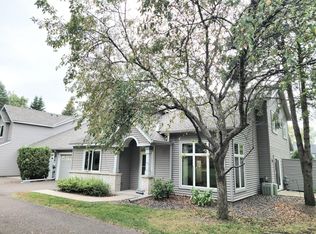 2522 Sumac Rdg, White Bear Lake, MN 55110