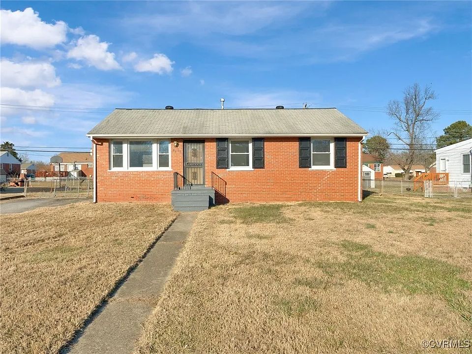 1st image of 2210 Carneal St
