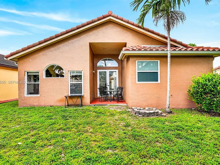 13337 SW 52nd St — Photo 35